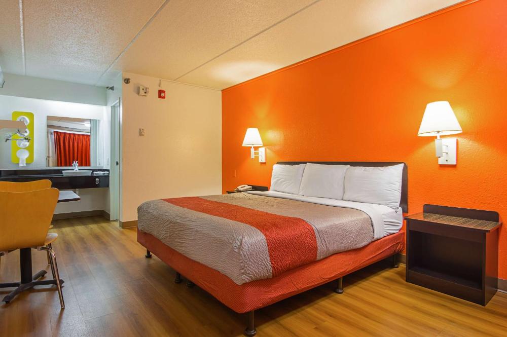 Motel 6-Tucker, GA - Atlanta Northeast